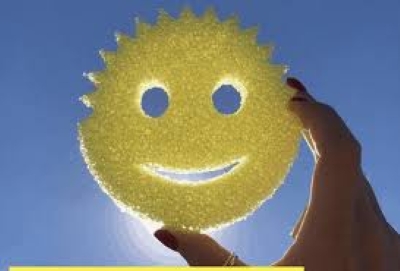 Scrub daddy